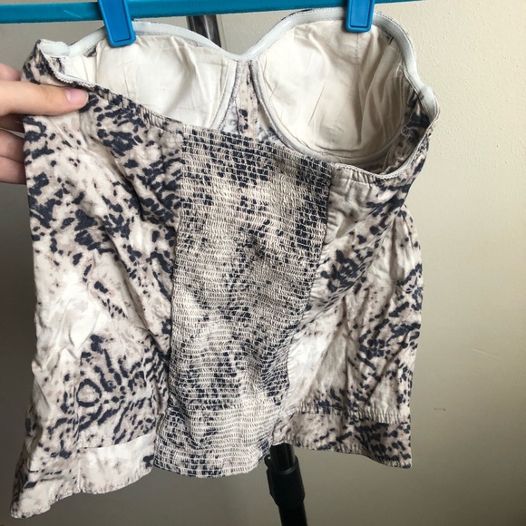 Jessica Simpson Snakeskin corset - Picture 4 of 5